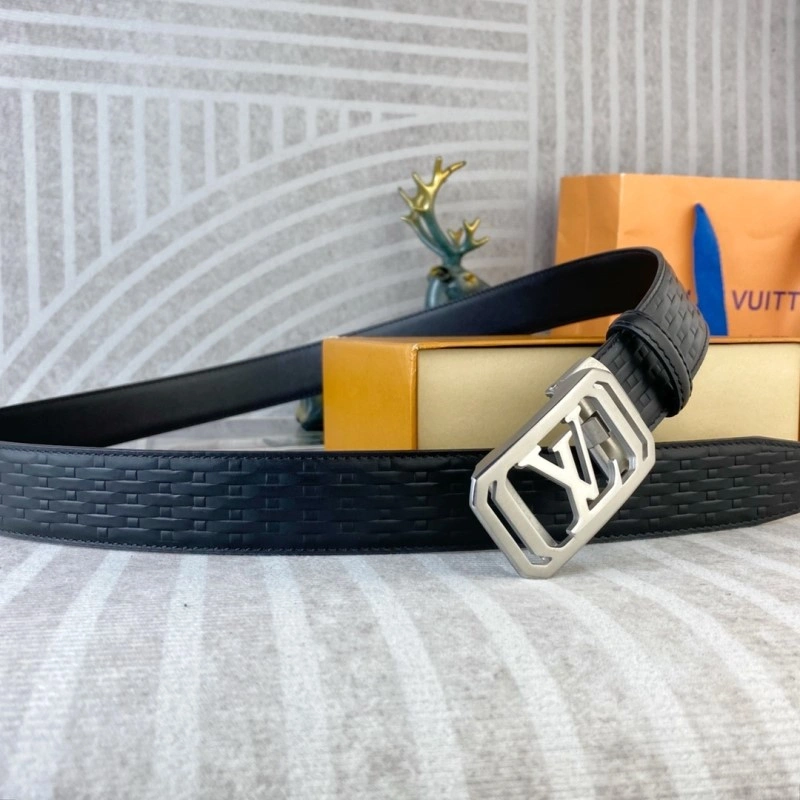 Stretchable Louis Vuitton Belts 301004