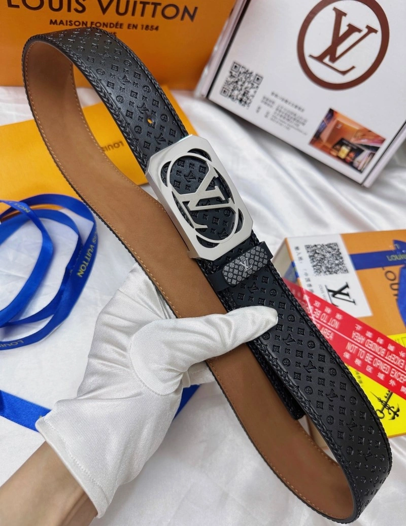 Soft Louis Vuitton Belts 300990