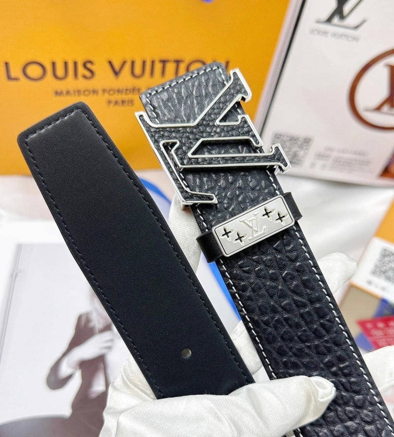 Louis Vuitton Belts Unisex 301010