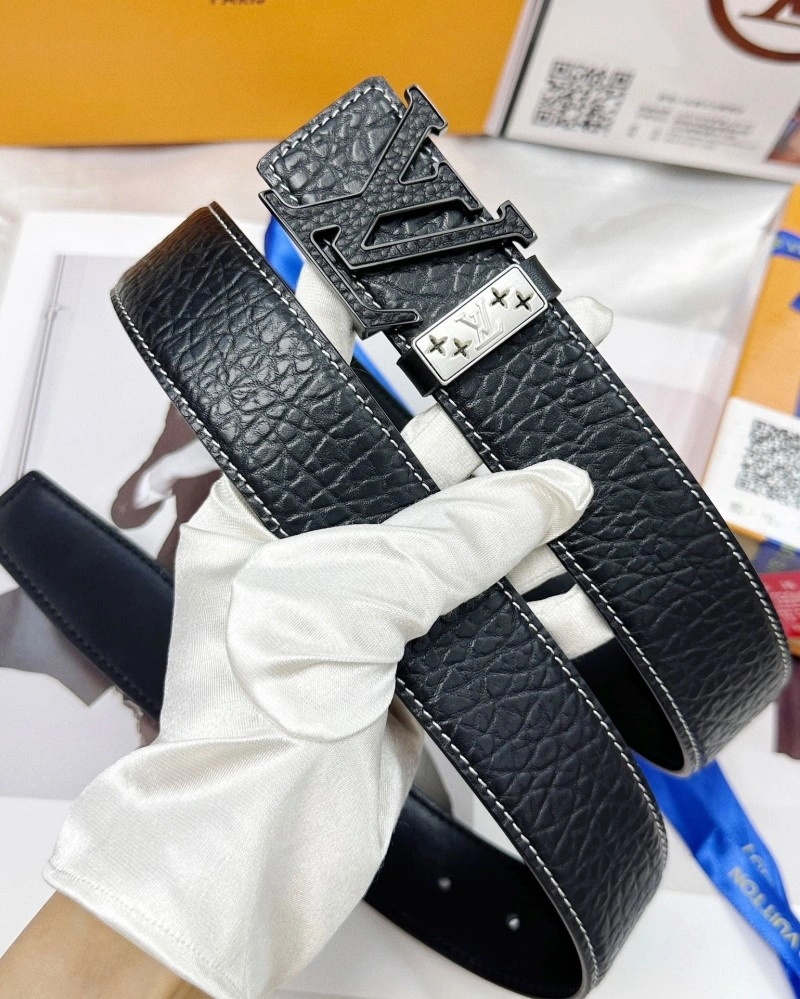 Cozy Louis Vuitton Belts 300994