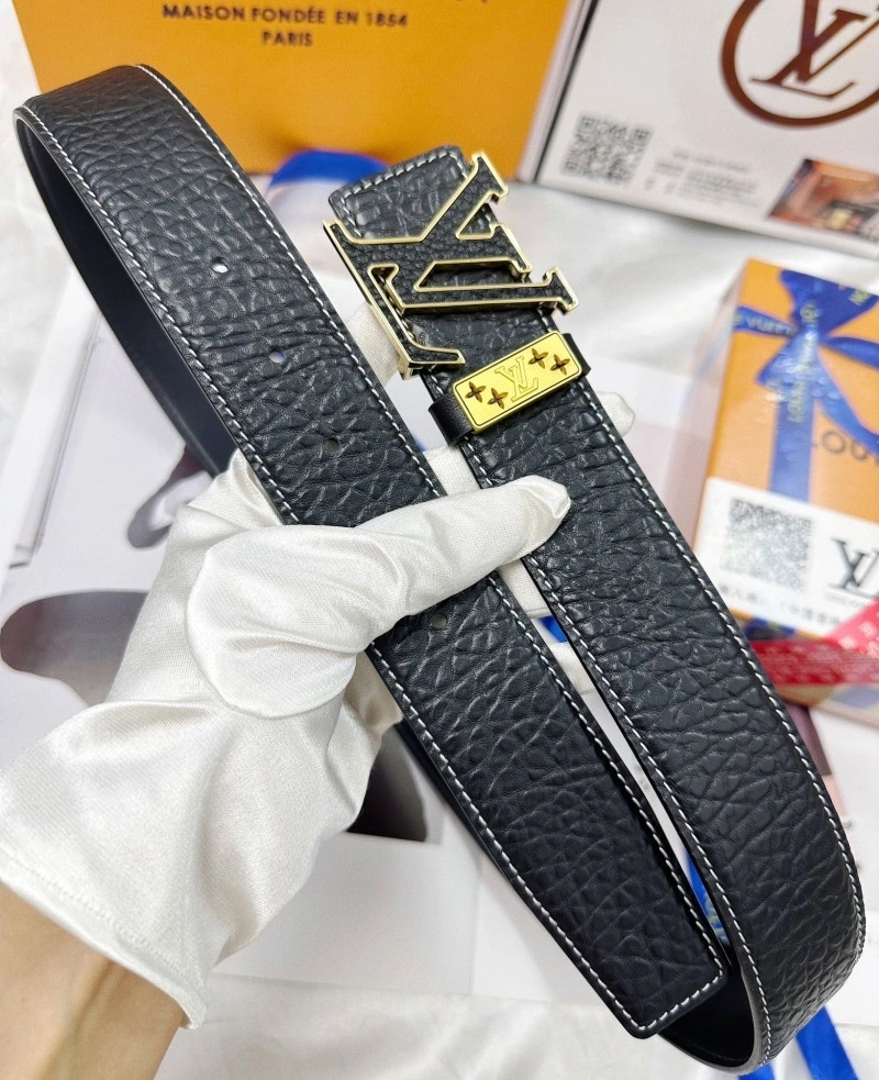 Popular Louis Vuitton Belts 300982