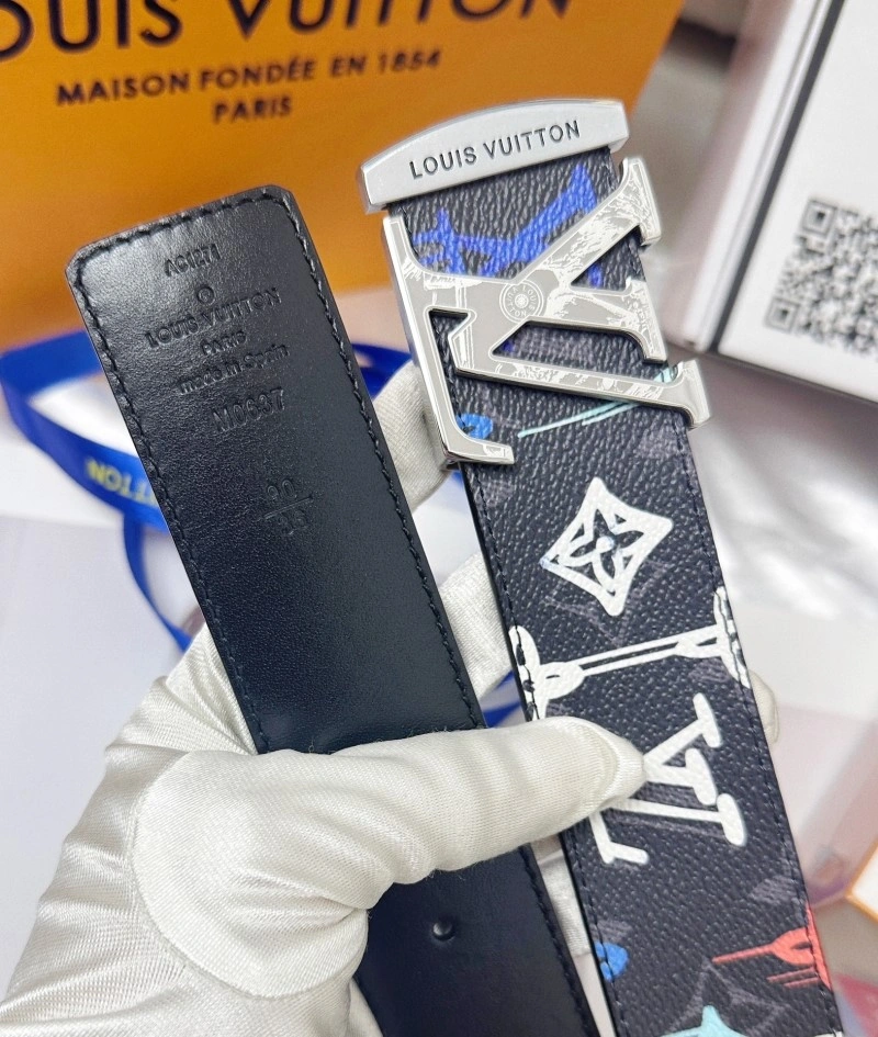 Louis Vuitton Belts TechFriendly 300947