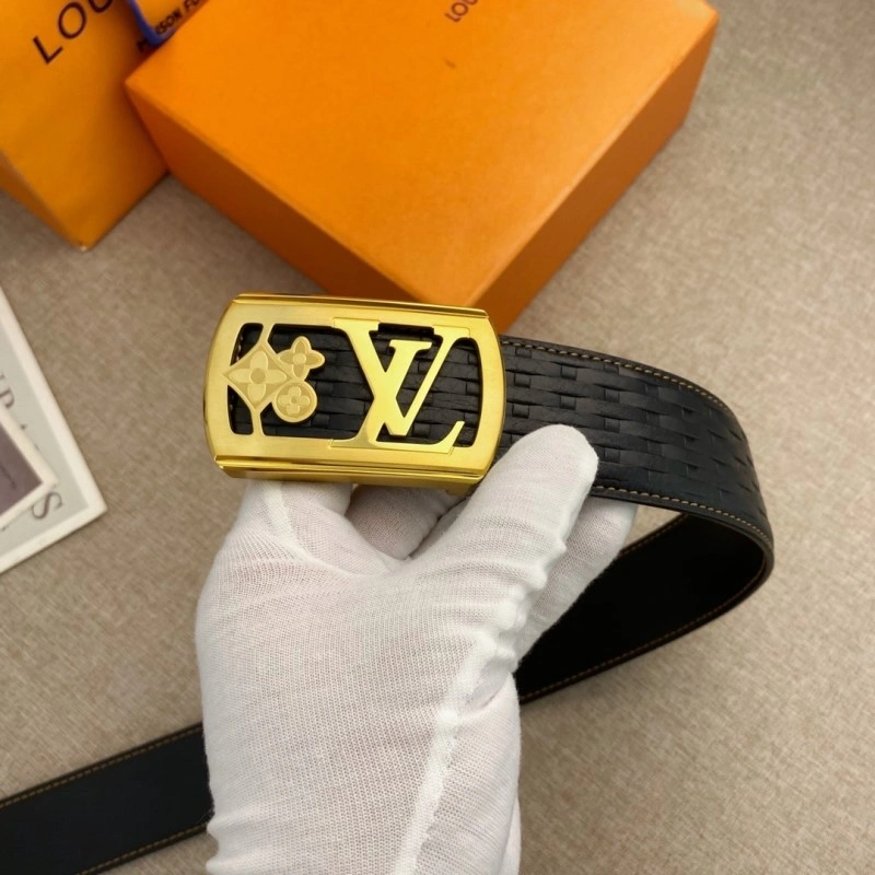 Louis Vuitton Belts Trendsetting 300951
