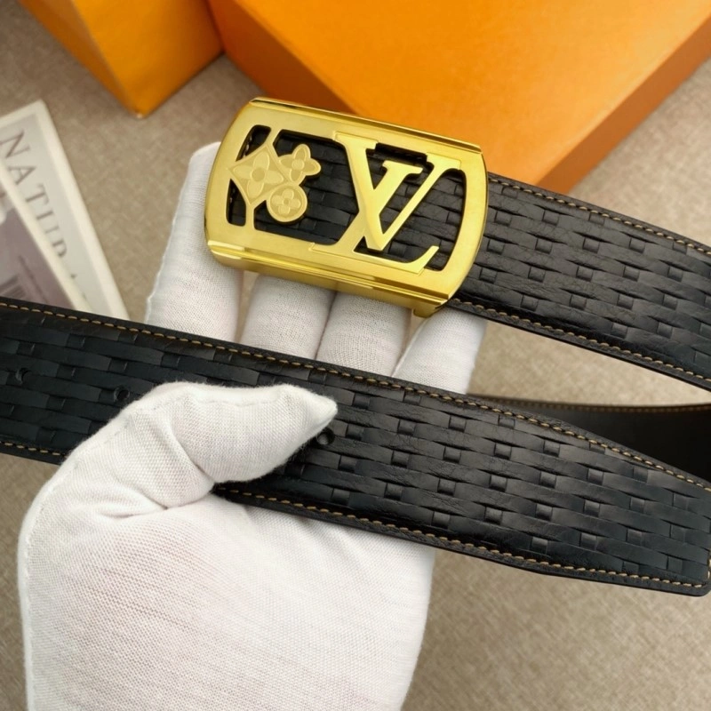 Louis Vuitton Belts Trendsetting 300951