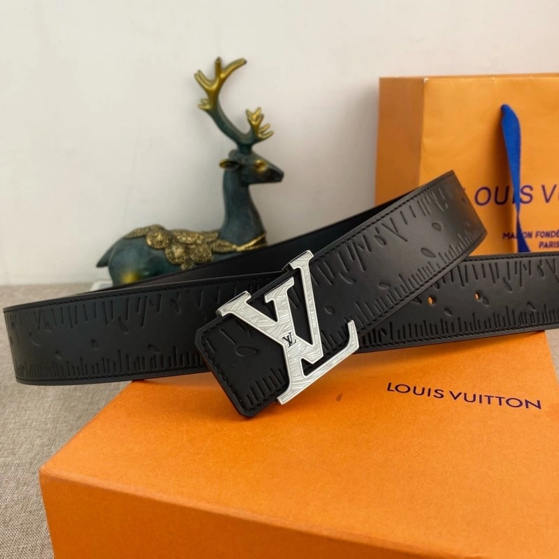 Durable Louis Vuitton Belts 300971