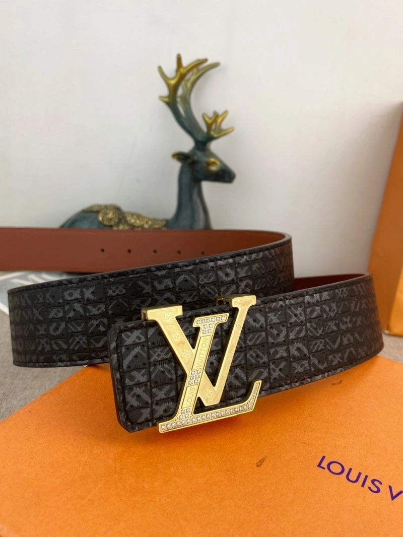 Unisex Louis Vuitton Belts 300950