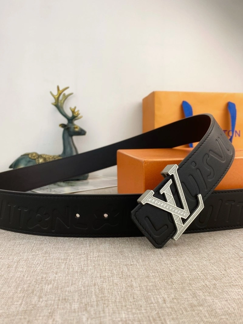 Durable Louis Vuitton Belts 300956