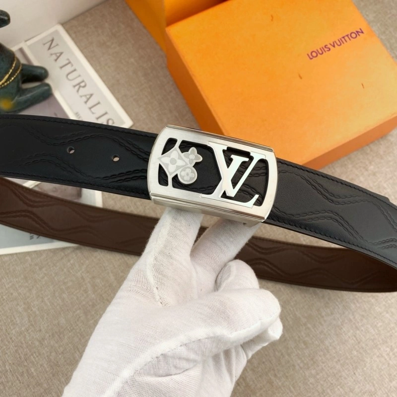 TechFriendly Louis Vuitton Belts 300959