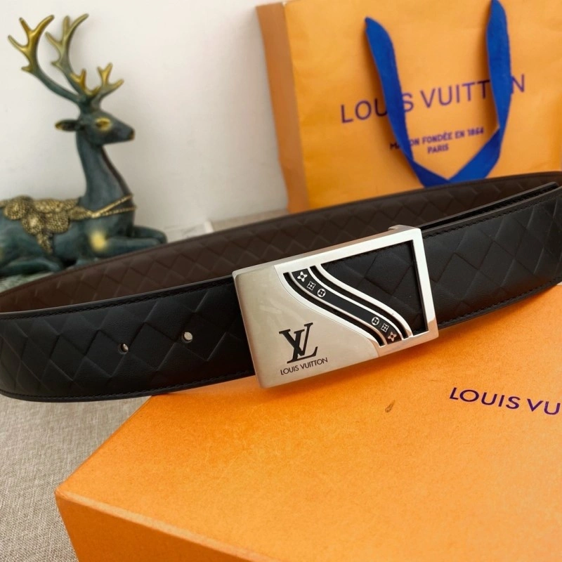 Chic Louis Vuitton Belts 300955