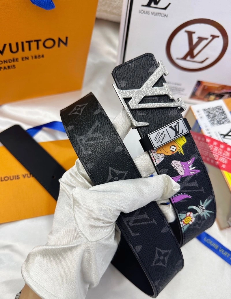 Louis Vuitton Belts Attractive 300941