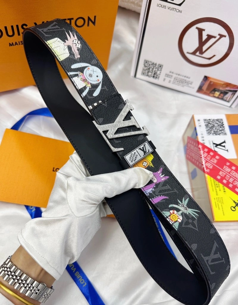 Louis Vuitton Belts Attractive 300941
