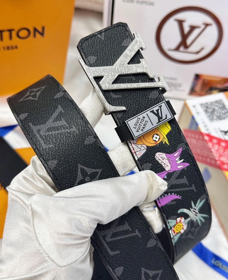 Louis Vuitton Belts Attractive 300941