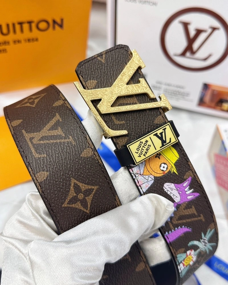 Casual Louis Vuitton Belts 300944