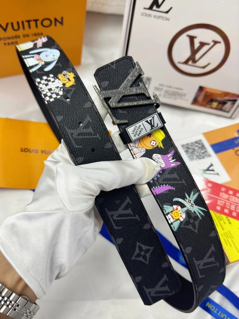 Louis Vuitton Belts ZipUp 300939