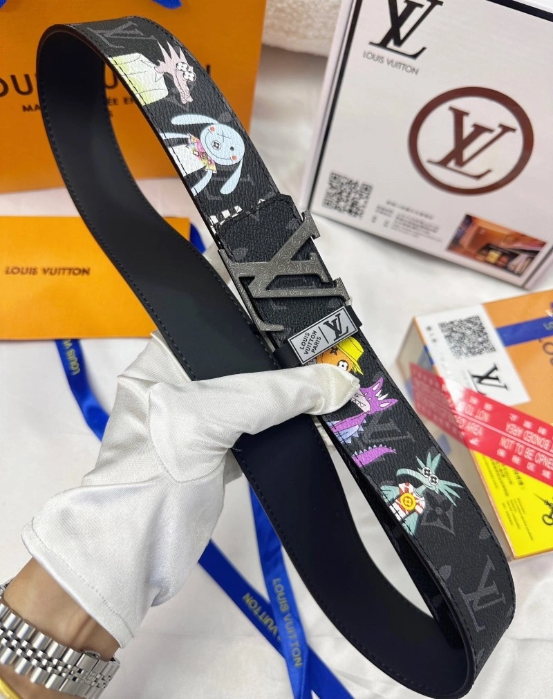 Louis Vuitton Belts ZipUp 300939