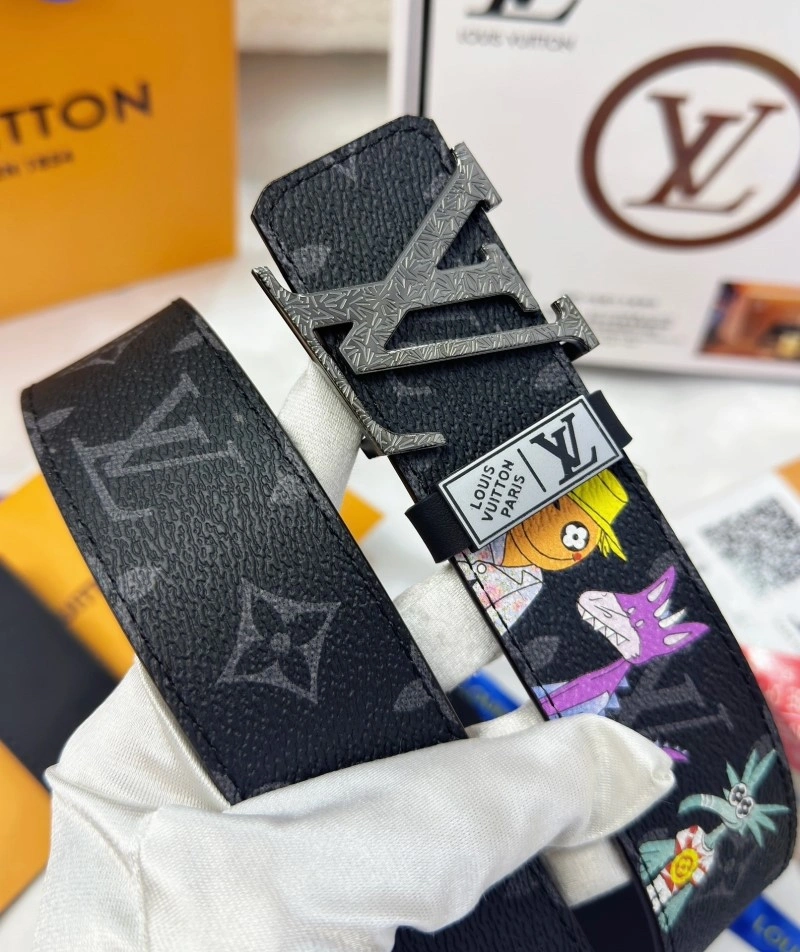 Louis Vuitton Belts ZipUp 300939