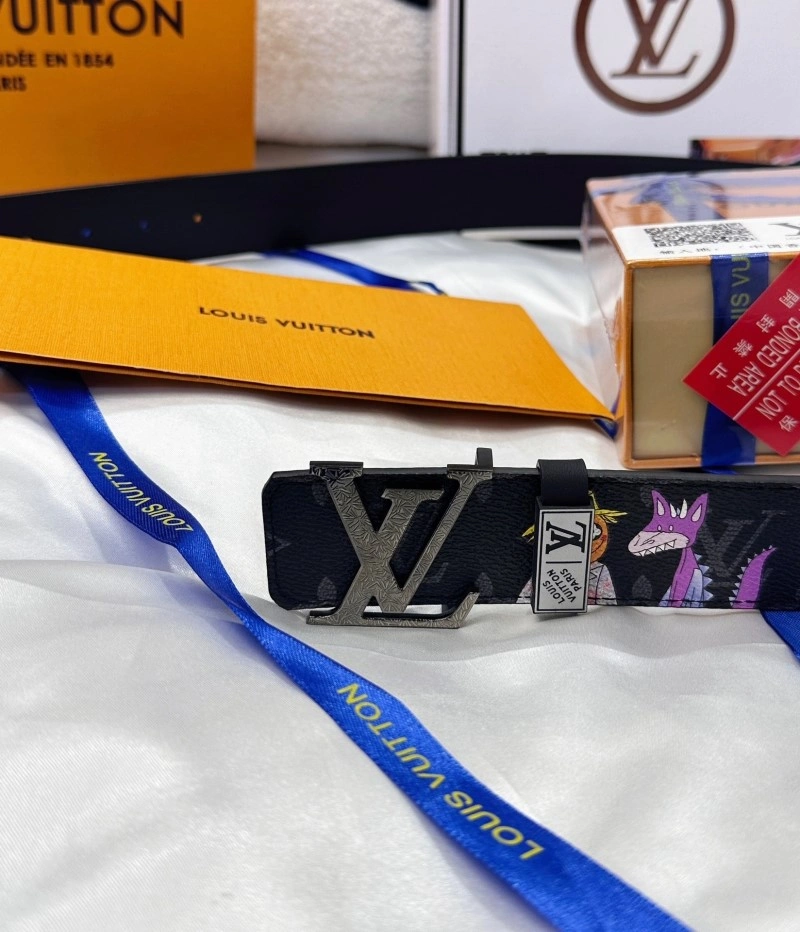 Louis Vuitton Belts ZipUp 300939