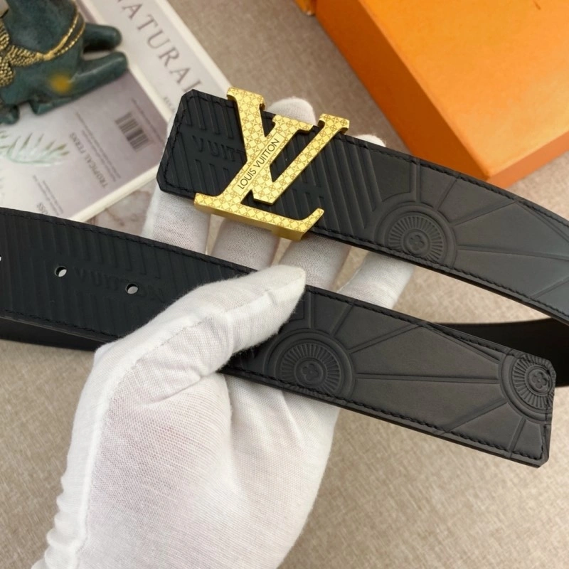 Tailored Louis Vuitton Belts 300917