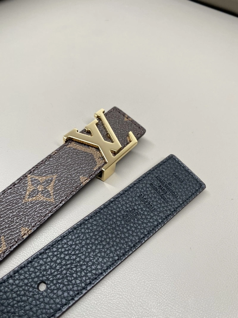 Unique Louis Vuitton Belts 300926