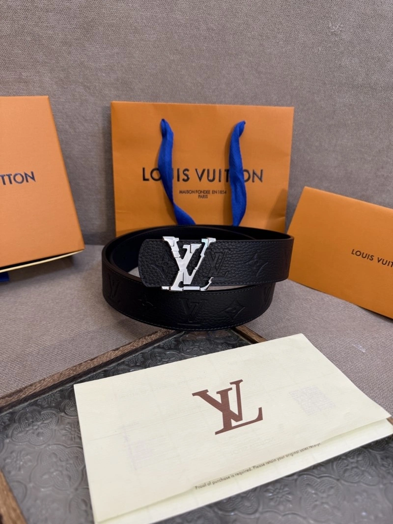 Casual Louis Vuitton Belts 300911