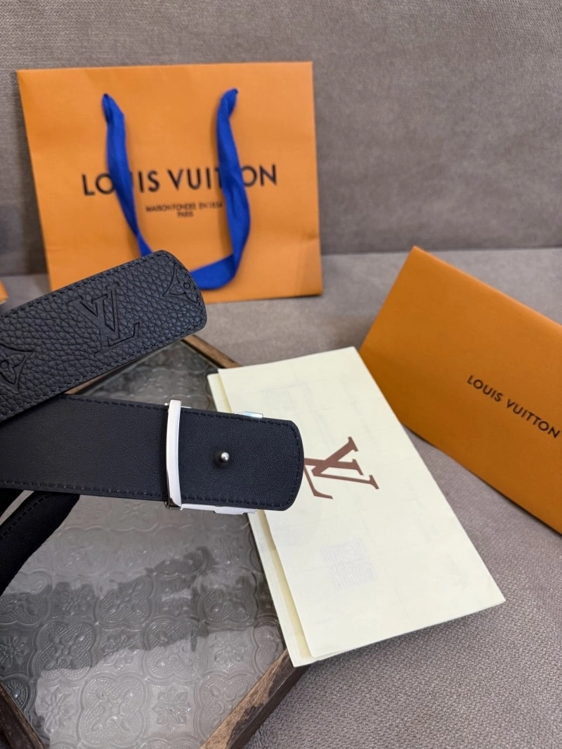 Casual Louis Vuitton Belts 300911