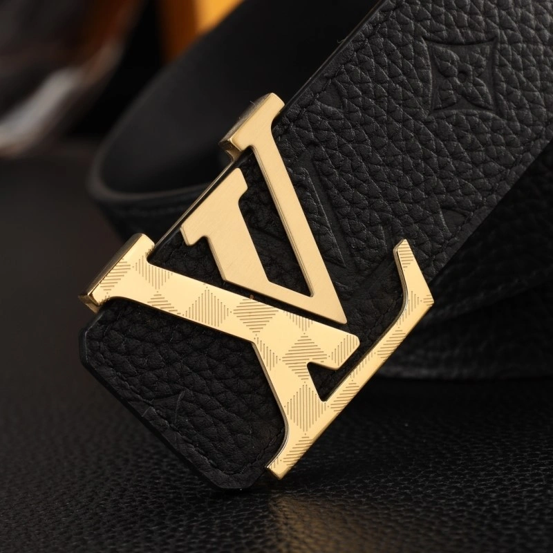 SmoothTexture Louis Vuitton Belts 300903