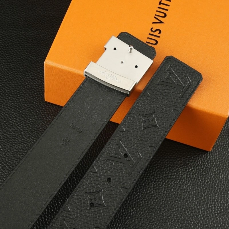 Louis Vuitton Belts Durable 300902