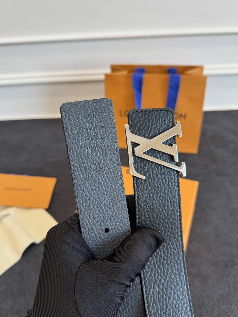 Unique Louis Vuitton Belts 300899