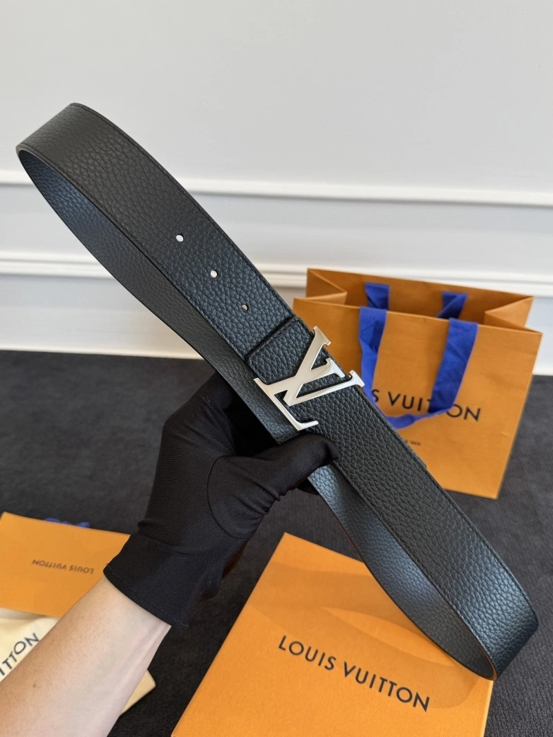 Unique Louis Vuitton Belts 300899