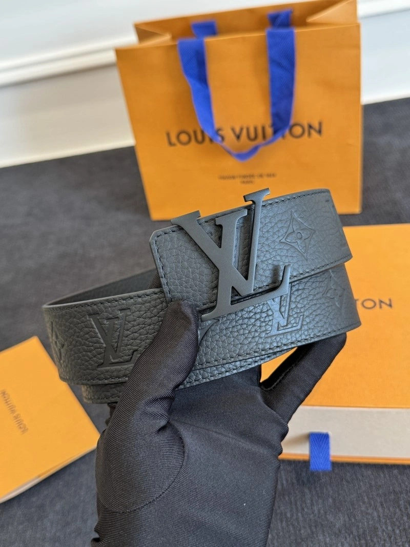 Chic Louis Vuitton Belts 300880