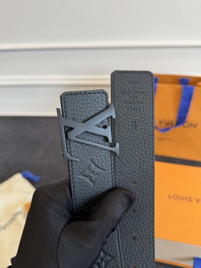 Chic Louis Vuitton Belts 300880