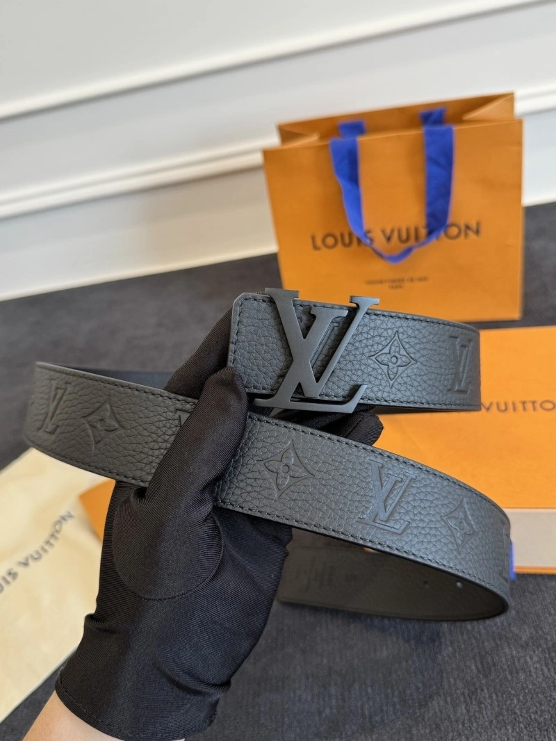 Chic Louis Vuitton Belts 300880