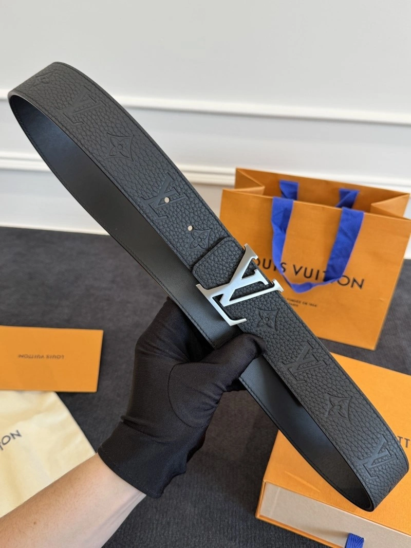 Louis Vuitton Belts Bright 300893