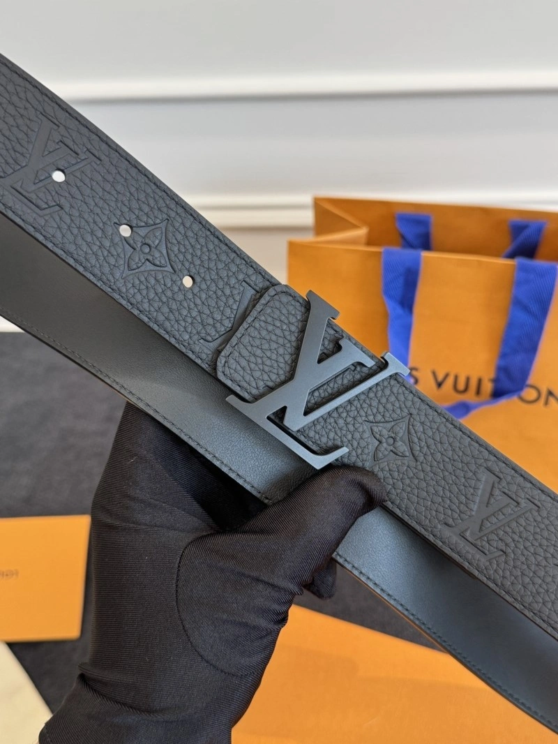 Louis Vuitton Belts Bright 300893