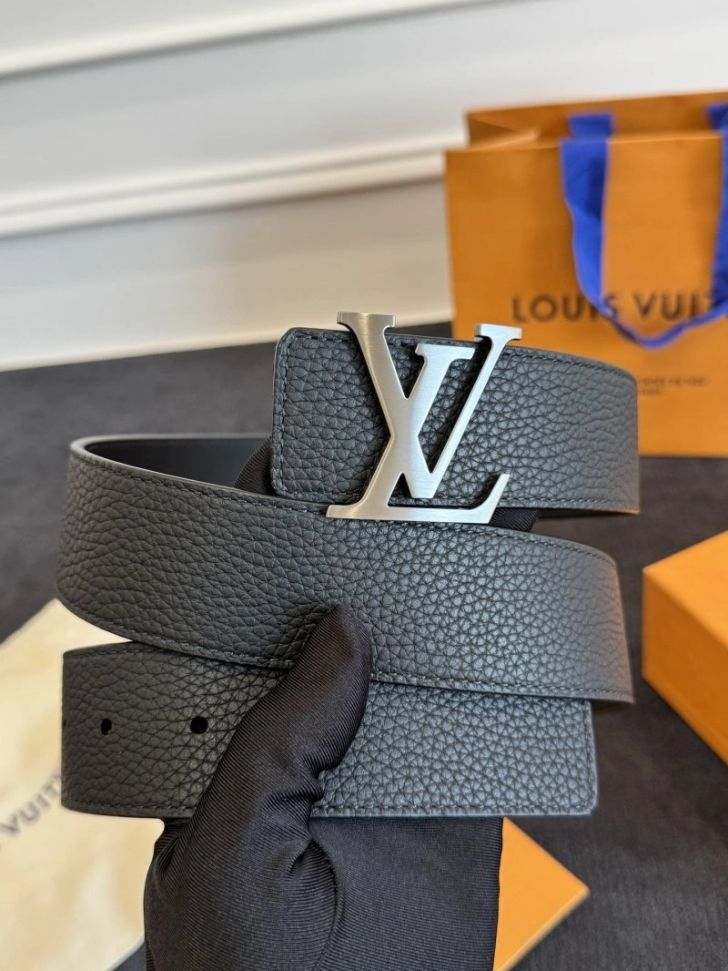 Breathable Louis Vuitton Belts 300896