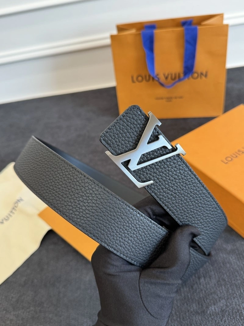 Breathable Louis Vuitton Belts 300896