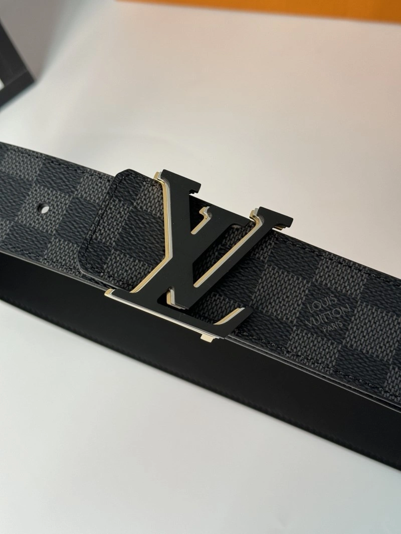 TechFriendly Louis Vuitton Belts 300881