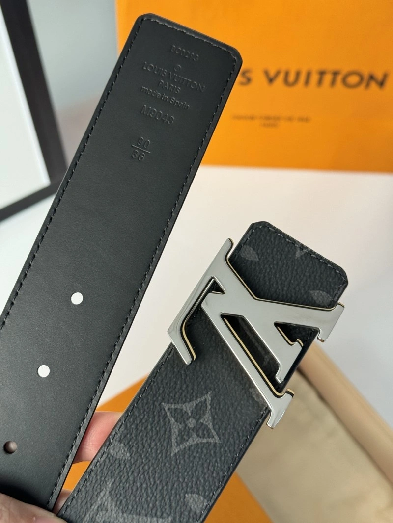 Louis Vuitton Belts Supportive 300884