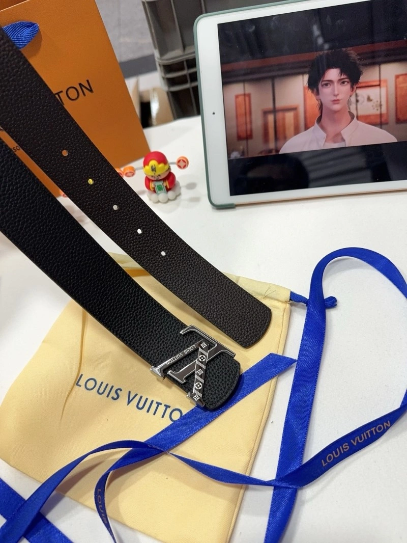 Louis Vuitton Belts Refined 300867