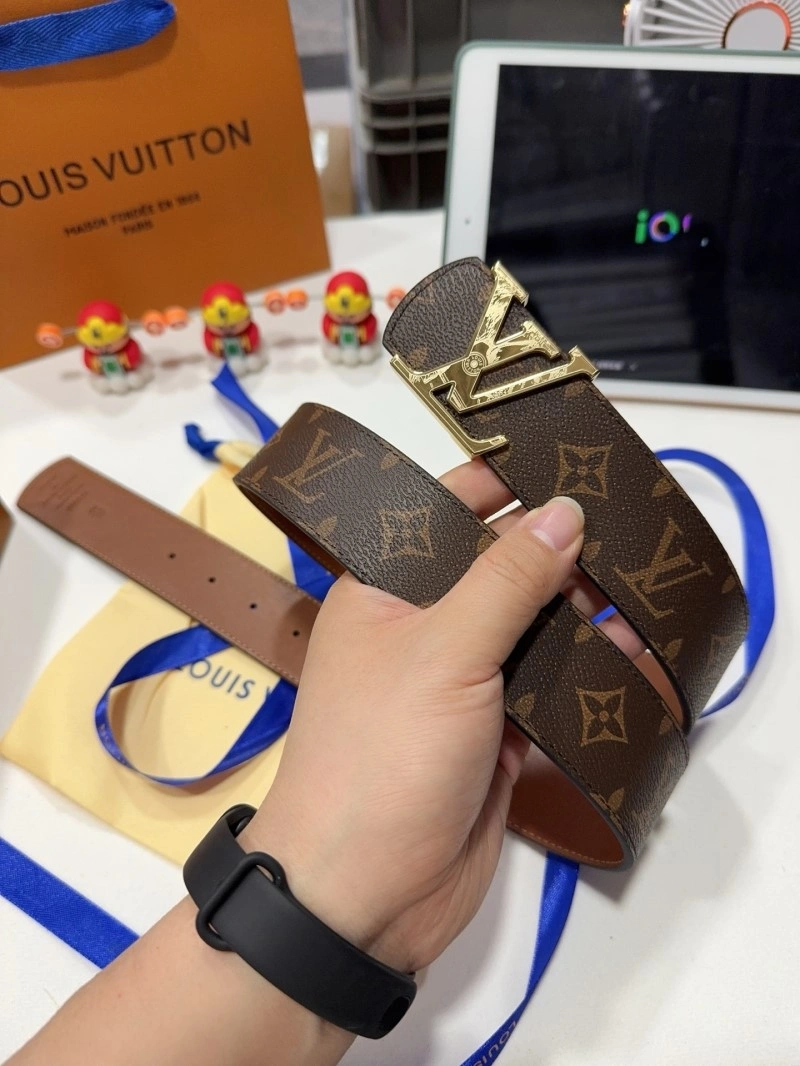 Louis Vuitton Belts Elegant 300871