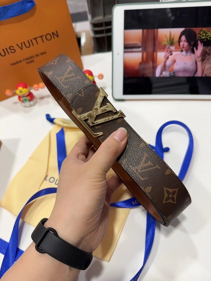 Louis Vuitton Belts Elegant 300871