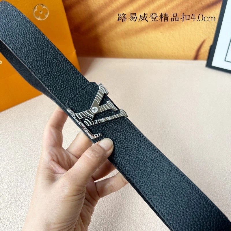 Louis Vuitton Belts Upgraded 300883