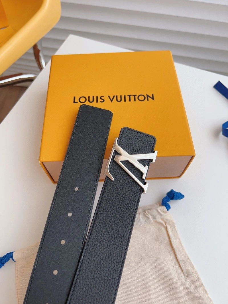 Sophisticated Louis Vuitton Belts 300860