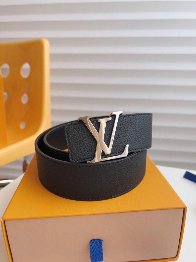 Sophisticated Louis Vuitton Belts 300860