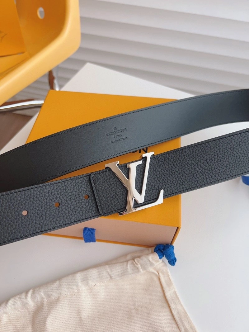 Sophisticated Louis Vuitton Belts 300860