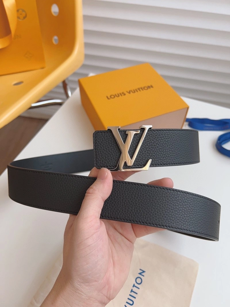 Sophisticated Louis Vuitton Belts 300860