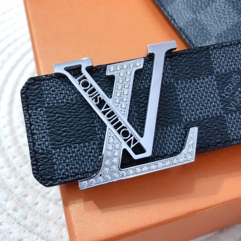 Breathable Louis Vuitton Belts 300833