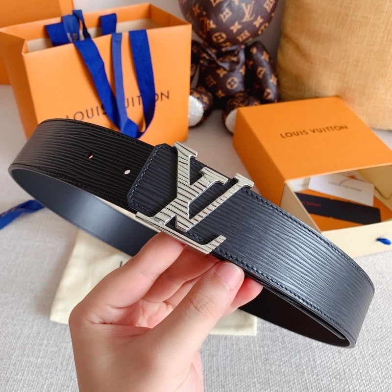 Louis Vuitton Belts Sporty 300826