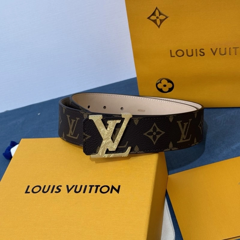 Effortless Louis Vuitton Belts 300853