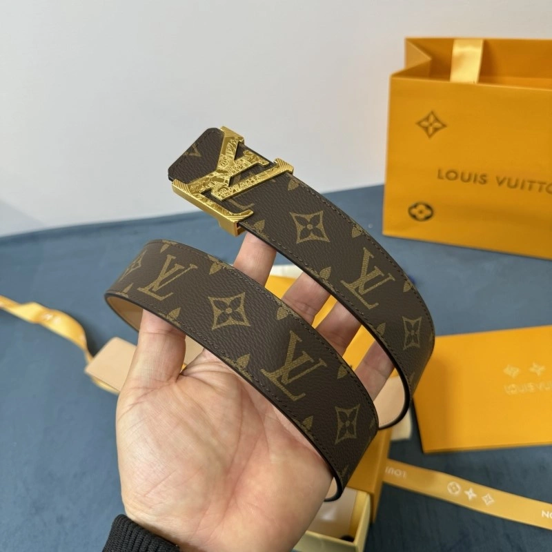 Effortless Louis Vuitton Belts 300853